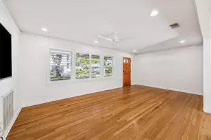 2103 Wakefield Dr, Houston, TX 77018 - Photo 4