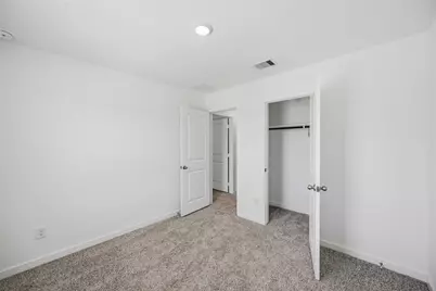 815 Gran Torino Drive, Houston, TX 77047 - Photo 18