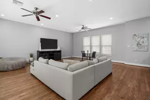 926 Lester St, Houston, TX 77007 - Photo 8