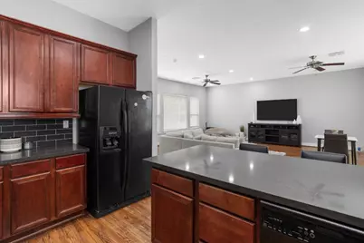 926 Lester Street, Houston, TX 77007 - Photo 16