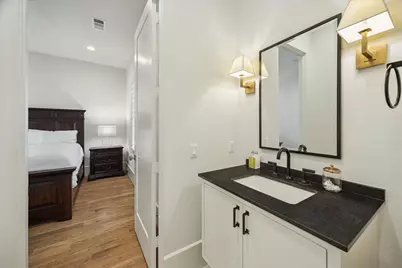 22 E Shady Lane #E, Houston, TX 77063 - Photo 36