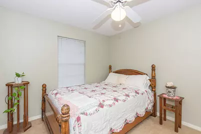 808 Manor Drive, Angleton, TX 77515 - Photo 18