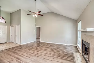 1055 Margate Drive, Pearland, TX 77584 - Photo 2