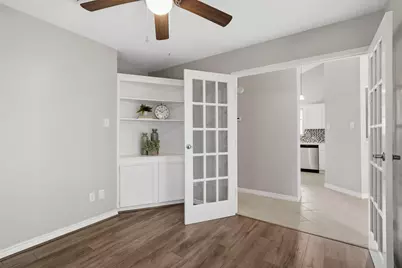 2019 Creek Valley Lane, Sugar Land, TX 77478 - Photo 14