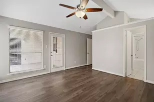 2019 Creek Valley Ln, Sugar Land, TX 77478 - Photo 16