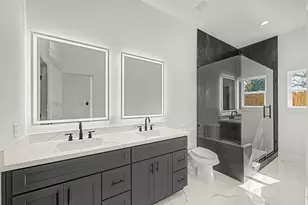 5034 Pershing St, Houston, TX 77033 - Photo 24