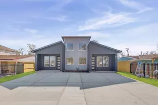 5034 Pershing St, Houston, TX 77033 - Photo 2