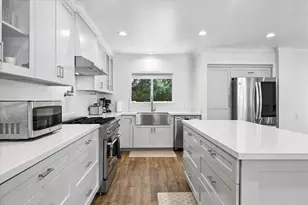 2811 Conway St, Houston, TX 77025 - Photo 10
