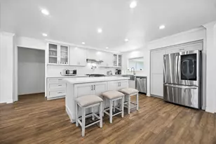 2811 Conway St, Houston, TX 77025 - Photo 2