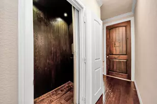 442 N Live Oak St, Houston, TX 77003 - Photo 2