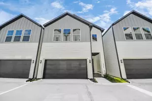 2434 & 2432 Harrington St, Houston, TX 77026 - Photo 2
