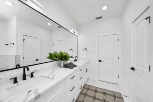 2434 & 2432 Harrington St, Houston, TX 77026 - Photo 28