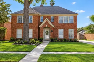 2106 Cherry Hills Dr, League City, TX 77573 - Photo 1
