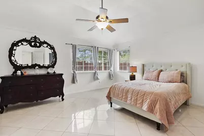 14554 Sycamore Lake Road, Houston, TX 77062 - Photo 10