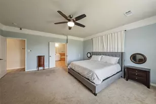 7819 Heron Lakes Dr, Houston, TX 77064 - Photo 22