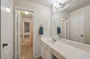 7819 Heron Lakes Dr, Houston, TX 77064 - Photo 34