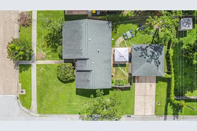 1749 Dolphin Drive, Seabrook, TX 77586 - Photo 22
