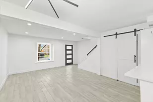 1911 Sherwood Forest St, Houston, TX 77043 - Photo 6