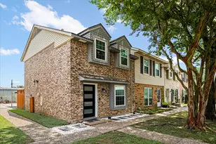 1911 Sherwood Forest St, Houston, TX 77043 - Photo 2