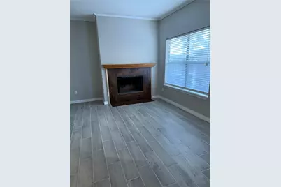 706 Bering Drive #103, Houston, TX 77057 - Photo 2