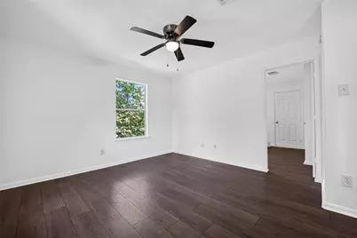 13403 Summer Villa Lane, Houston, TX 77044 - Photo 18