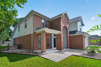13403 Summer Villa Lane, Houston, TX 77044 - Photo 2