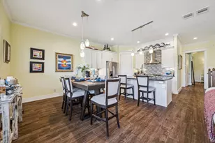 827 Hawthorne Rd, Clear Lake Shores, TX 77565 - Photo 14