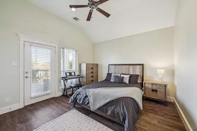 827 Hawthorne Road, Clear Lake Shores, TX 77565 - Photo 28