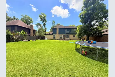 118 Driftwood Drive, Lake Jackson, TX 77566 - Photo 4