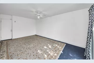 10303 Greenwillow Street, Houston, TX 77035 - Photo 38