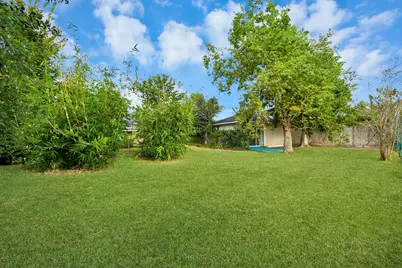 10303 Greenwillow Street, Houston, TX 77035 - Photo 44