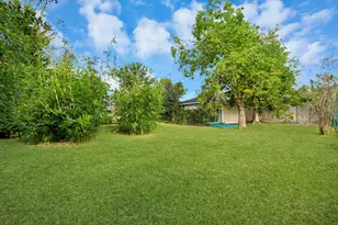 10303 Greenwillow St, Houston, TX 77035 - Photo 44