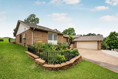 479 Cherry Hills Drive, Huntsville, TX 77340 - Photo 2