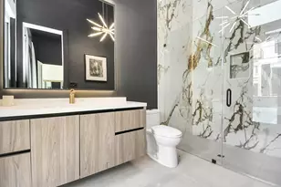 5414 John Dreaper Dr, Houston, TX 77056 - Photo 8