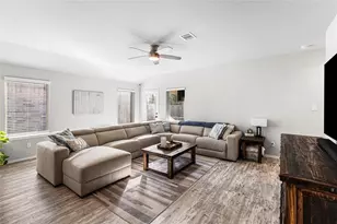 2286 Strong Horse Dr, Conroe, TX 77301 - Photo 4