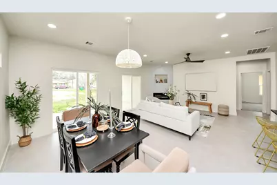 319 E Gulf Street, Baytown, TX 77520 - Photo 18