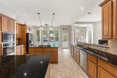 6 Hithervale Court, The Woodlands, TX 77382 - Photo 18