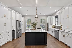 32906 Crestlake Blvd, Magnolia, TX 77354 - Photo 12