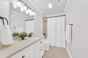 202 Victoria Way, Friendswood, TX 77546 - Photo 22