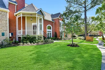 202 Victoria Way, Friendswood, TX 77546 - Photo 2