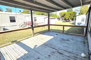 310 Paddock Rd, Willis, TX 77378 - Photo 2