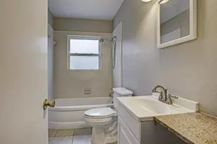 6713 Barney Rd, Houston, TX 77092 - Photo 10