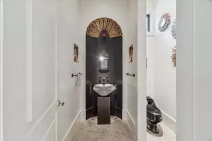 6107 Crab Orchard Rd, Houston, TX 77057 - Photo 22