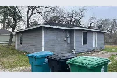9110 Heatherside Street, Houston, TX 77016 - Photo 4
