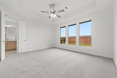 7815 Clover Gully Lane, Katy, TX 77493 - Photo 12