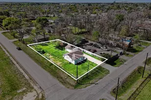 13342 Elderberry Ln, Houston, TX 77049 - Photo 1