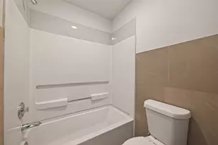 11812 Chanteloup Dr, Houston, TX 77047 - Photo 34