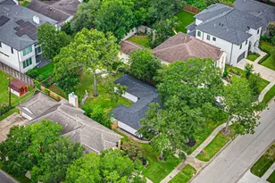4626 Holly St, Bellaire, TX 77401 - Photo 34