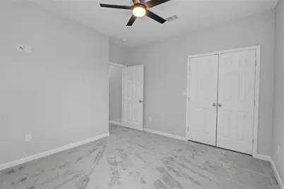 1107 W 2nd Street, Freeport, TX 77541 - Photo 20