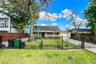 7518 Gracia St, Houston, TX 77037 - Photo 1